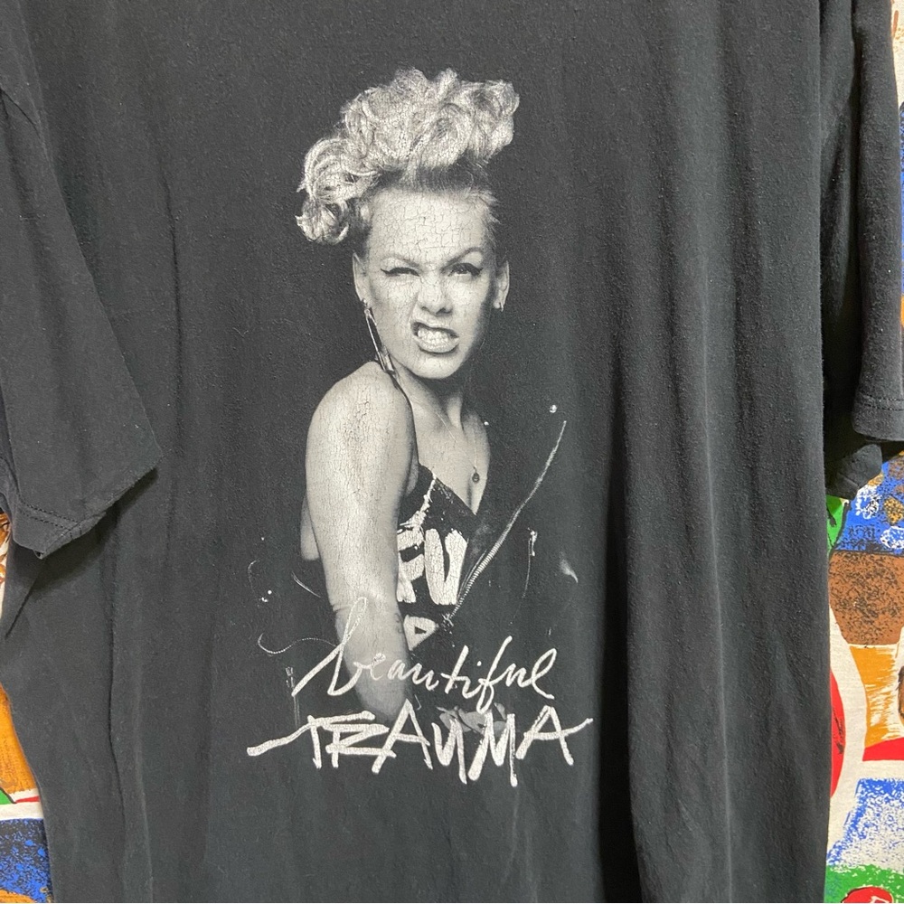 PINK 2018 Concert Tour Black  Tee - Picture 4 of 6